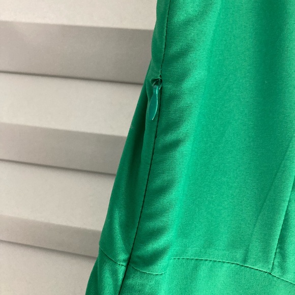Spring Green Midi dress size M - Picture 4 of 10